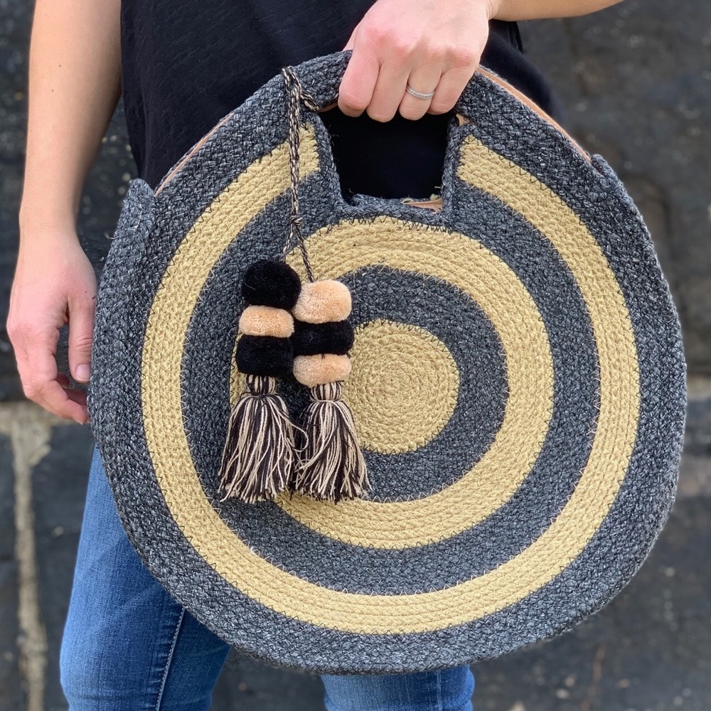Black & Tan Jute Bucket Bag